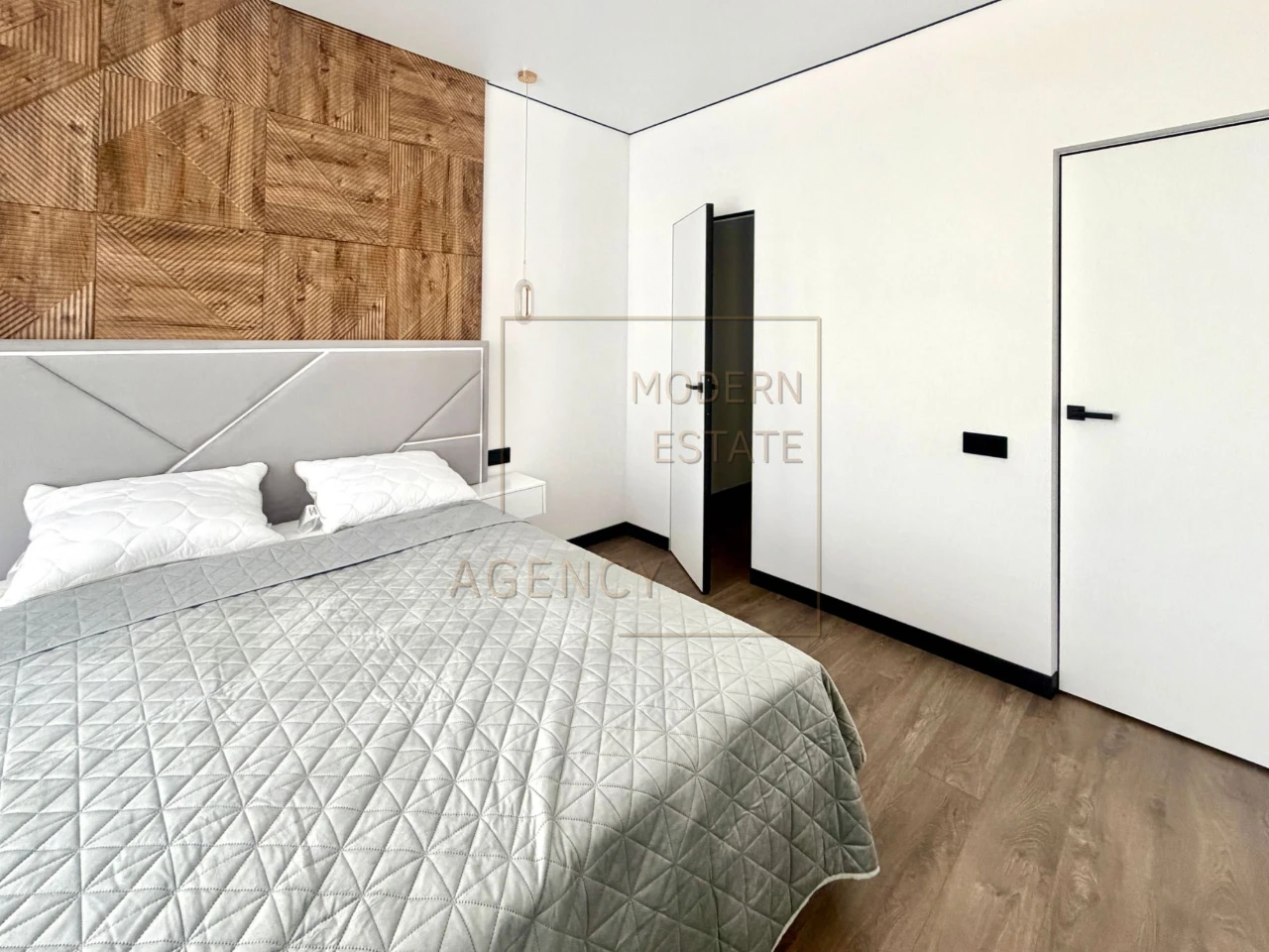 Apartment with renovation - YeOSELYA, 40m2, Synergy City residential complex, Irpin
