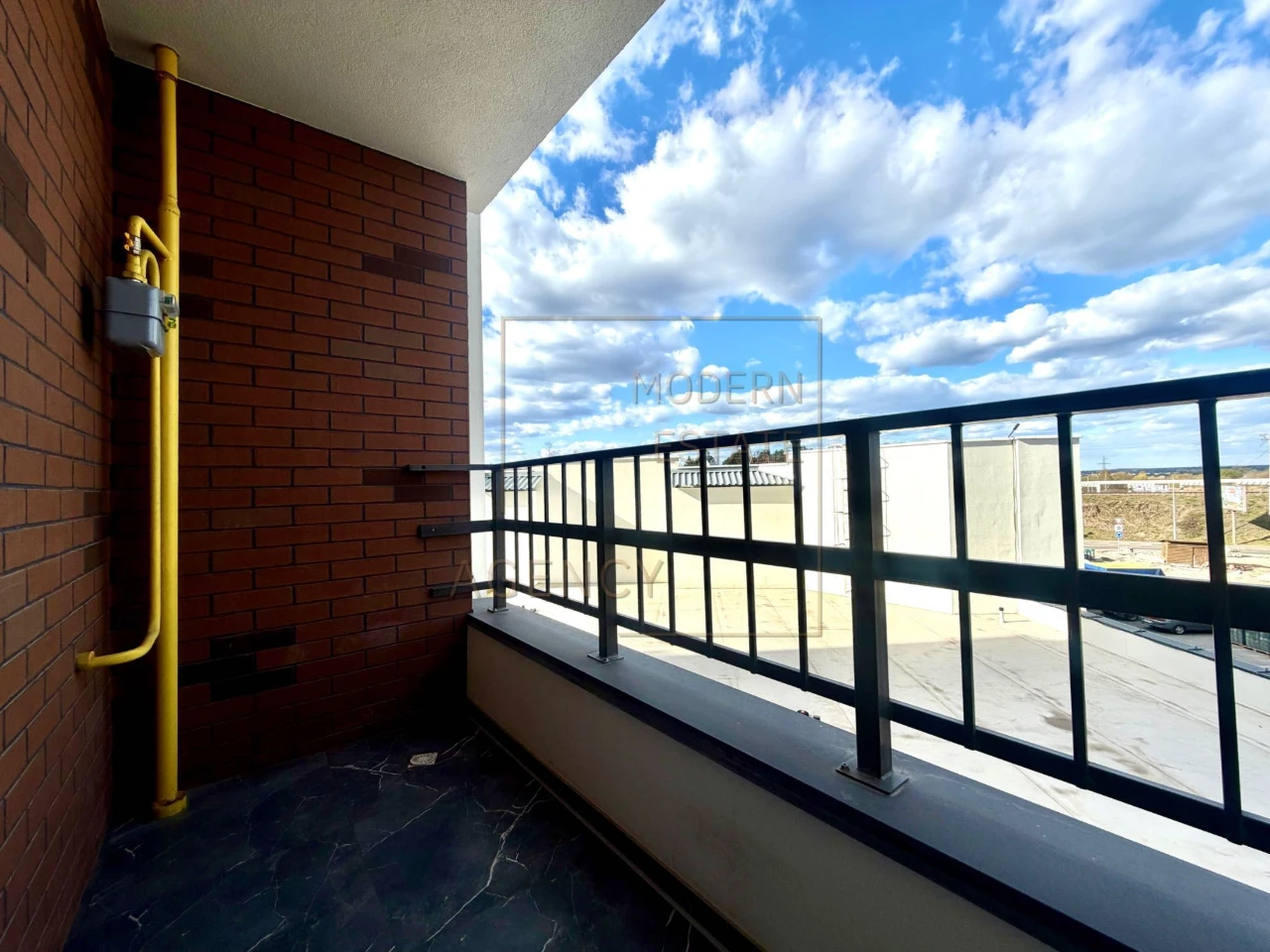 Apartment with renovation - YeOSELYA, 40m2, Synergy City residential complex, Irpin