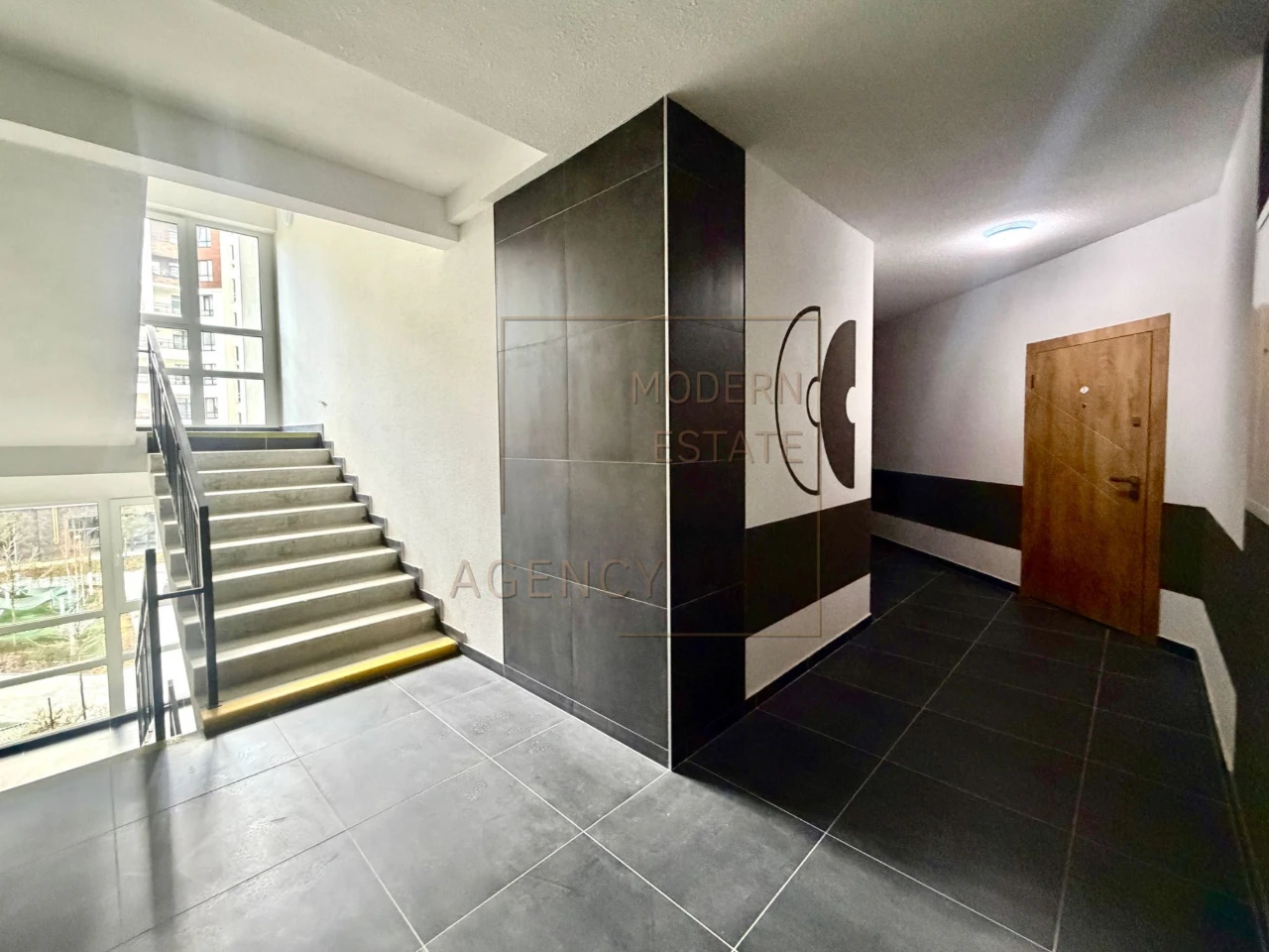 Apartment with renovation - YeOSELYA, 40m2, Synergy City residential complex, Irpin