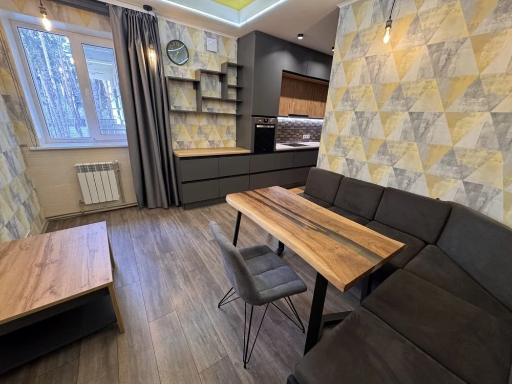 Sale of a 2-room Apartment in Irpin, Rylyshko Street