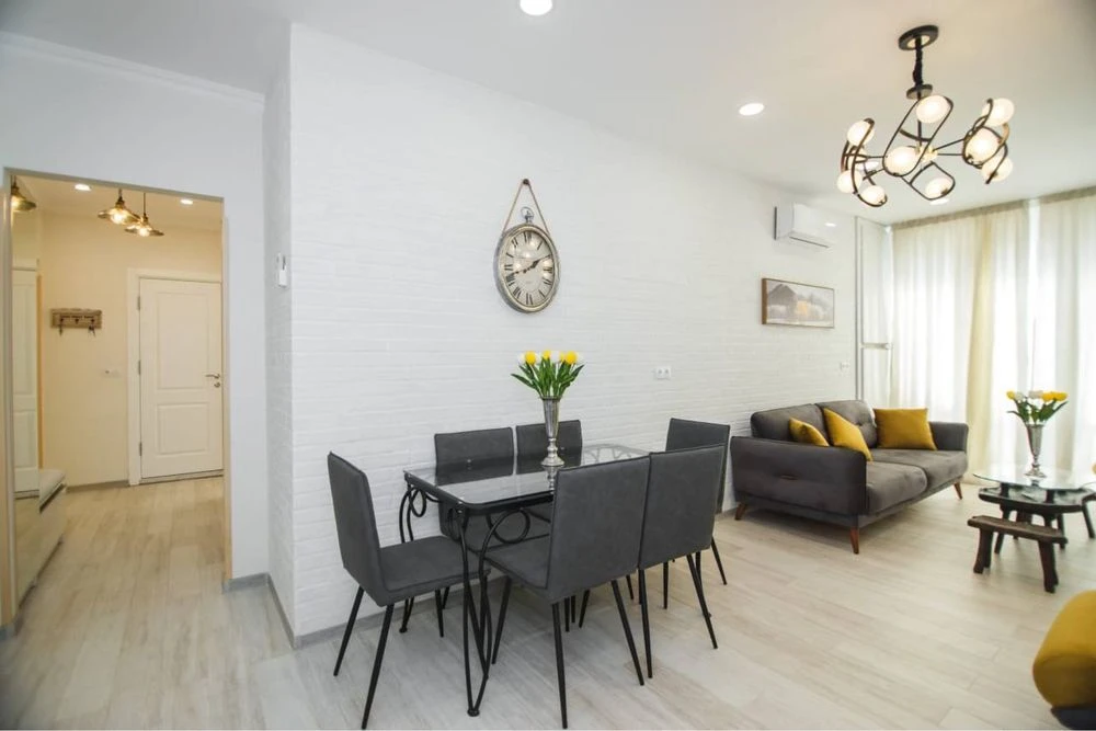 Apartment for sale with renovation! Everything is included! Sale possible