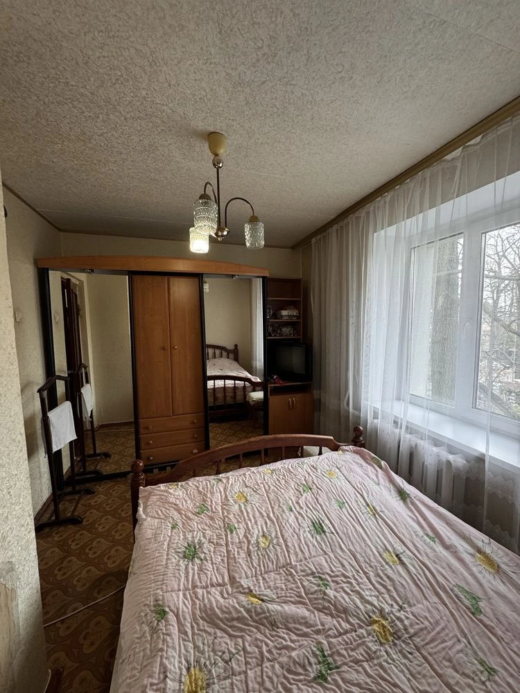 3 к квартира в центрі Ірпіня, вул. Тургенівська.