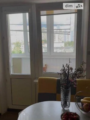 Продаж 2к квартири 56.2 кв. м на вул. Оноре де Бальзака 86 •