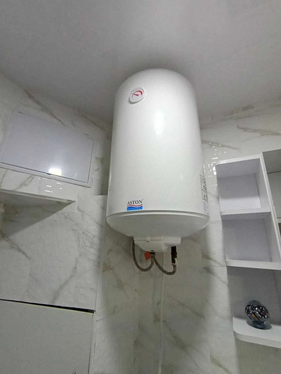 Apartment in the Center, Minimal Decoration