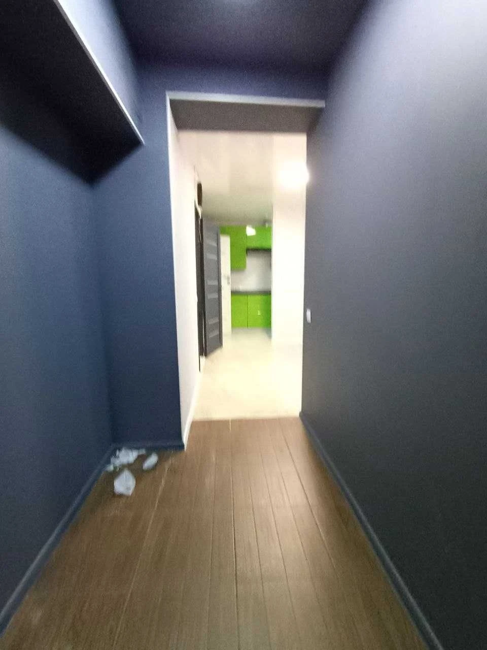 Apartment in the Center, Minimal Decoration