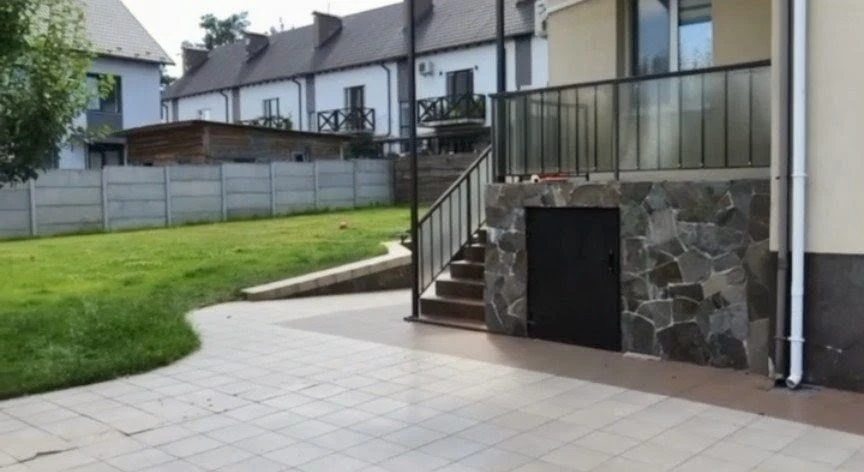 4-bedroom apartment with a private terrace in Irpin/Styanka 110 sq.m. GENERATOR