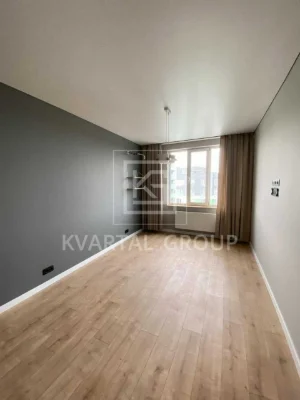 For Sale: Stunning 1-bedroom apartment near Central Park with renovation