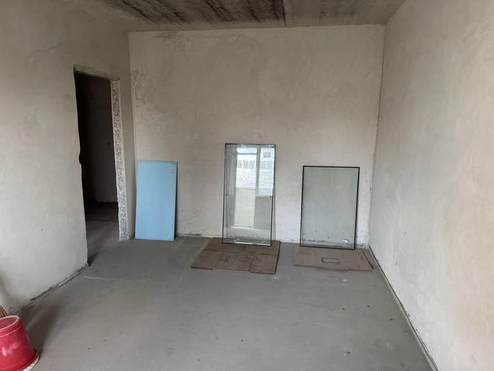 For Sale: 2-room apartment, Mineralna Street, 65 sq.m with documents