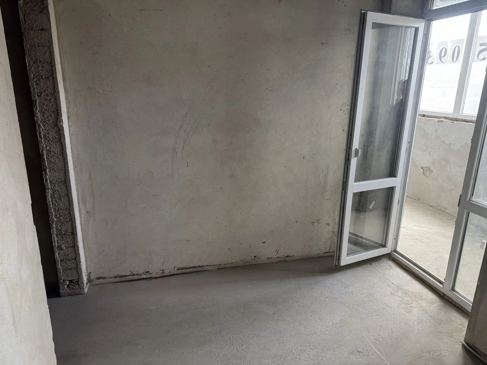 For Sale: 2-room apartment, Mineralna Street, 65 sq.m with documents