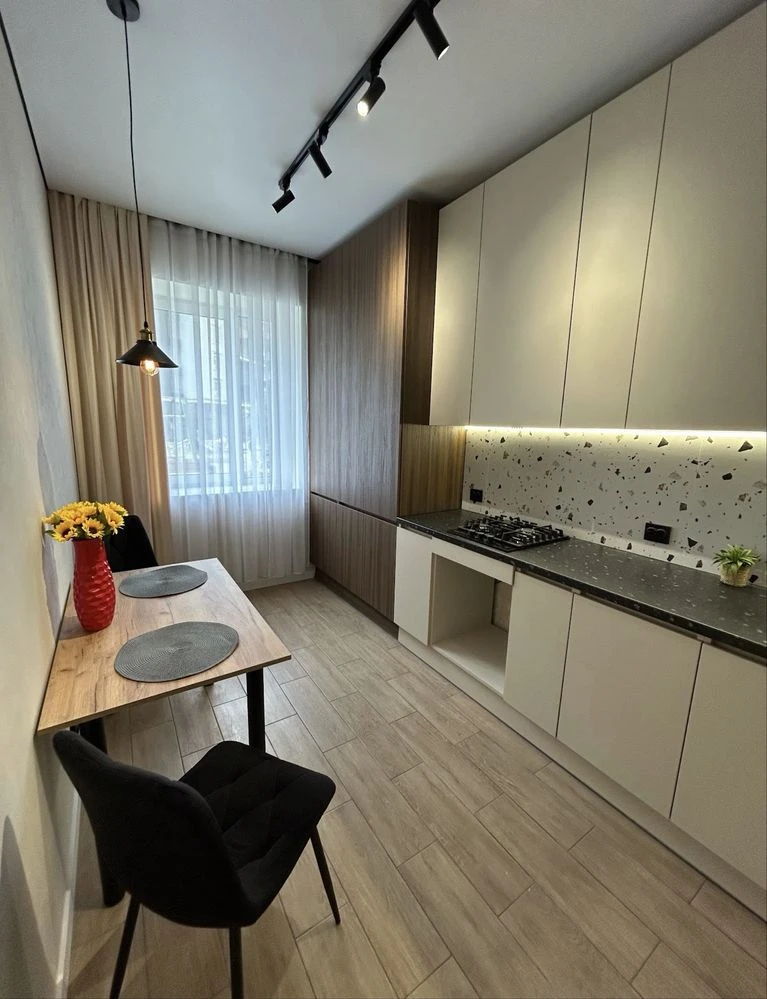 Apartment in "Synergy City" Residence! Two-bedroom apartment with quality renovation!