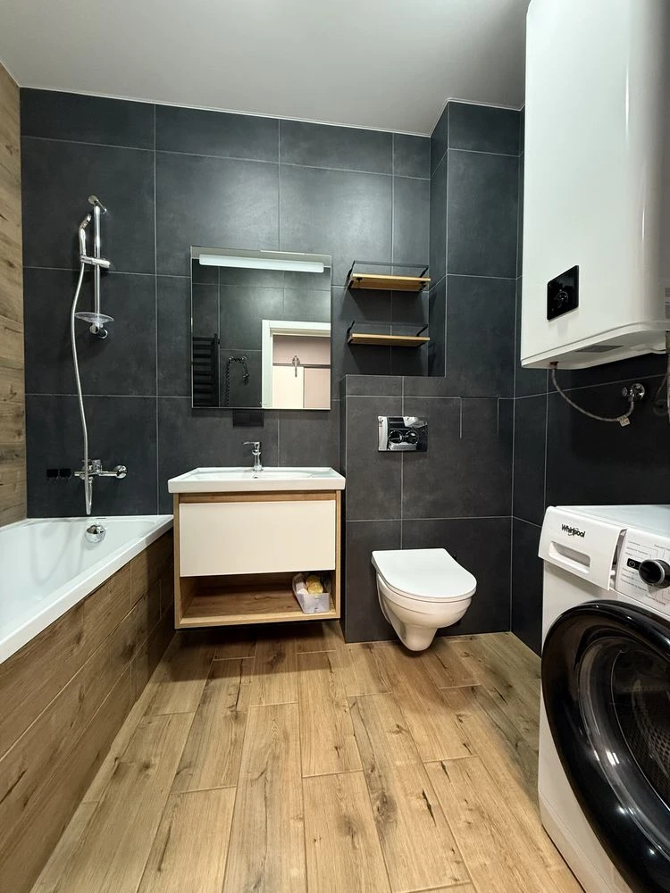 For Sale: Spacious 1-bedroom apartment, 42 m², Irpin