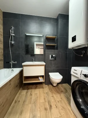 For Sale: Spacious 1-bedroom apartment, 42 m², Irpin