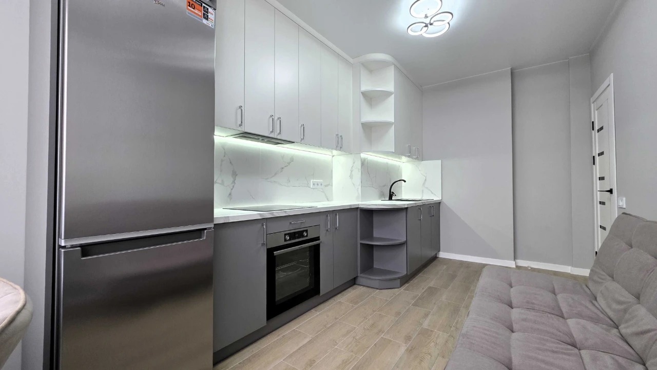 Продаж 1к квартири 42 м2 біля Центрального парку | вул. Виго
