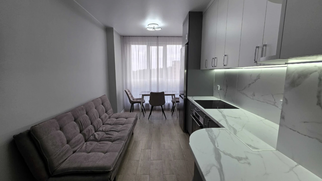Продаж 1к квартири 42 м2 біля Центрального парку | вул. Виго