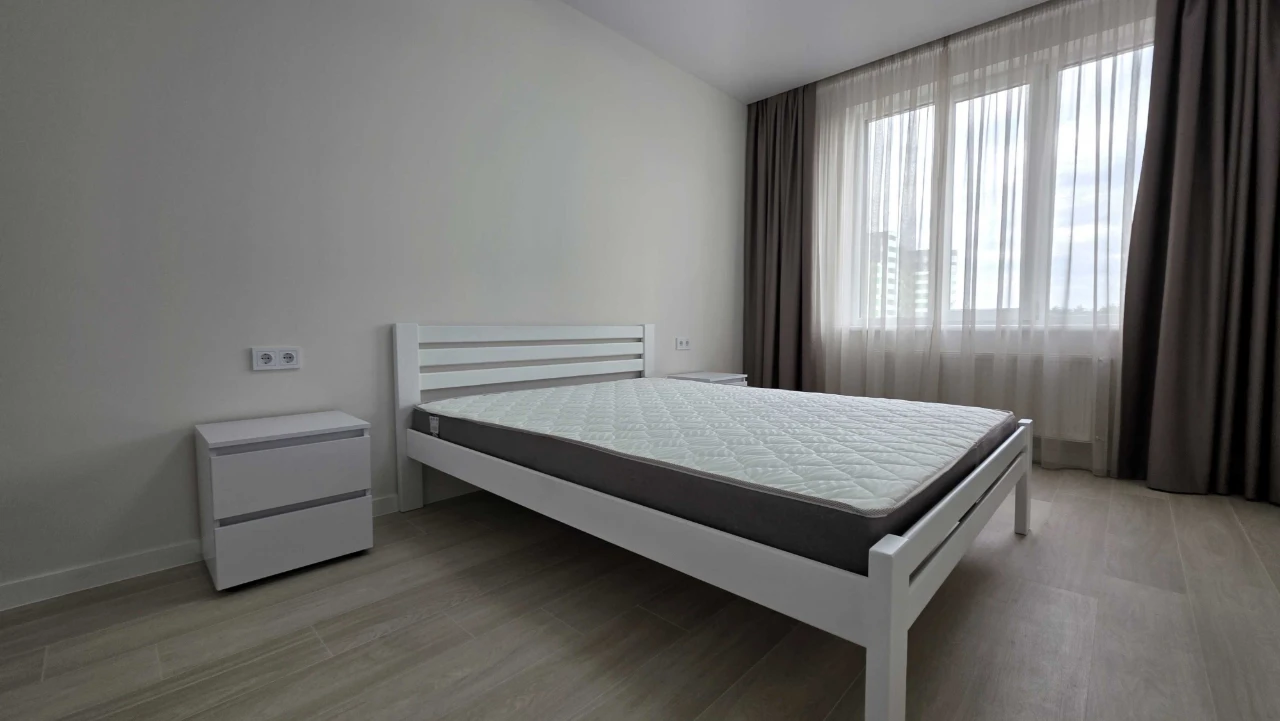 Продаж 1к квартири 42 м2 біля Центрального парку | вул. Виго