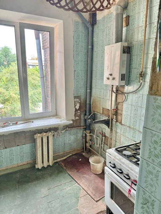 D1M I will sell a 3-room apartment in the very center of Ne Za Vsi kosh