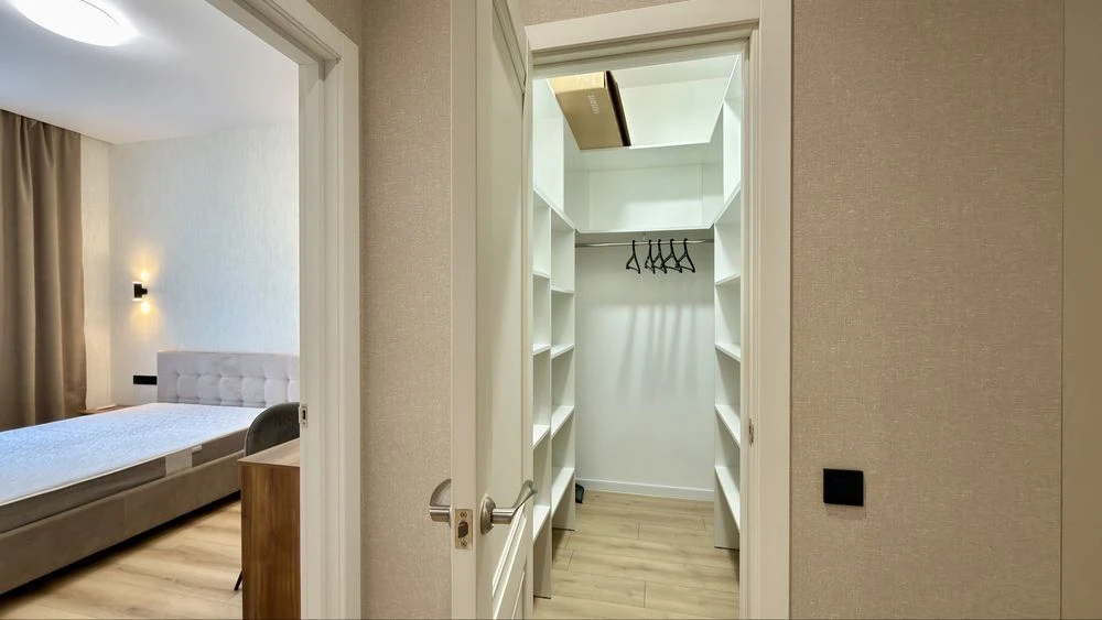 Apartment for sale in a new building in the Grani residential complex