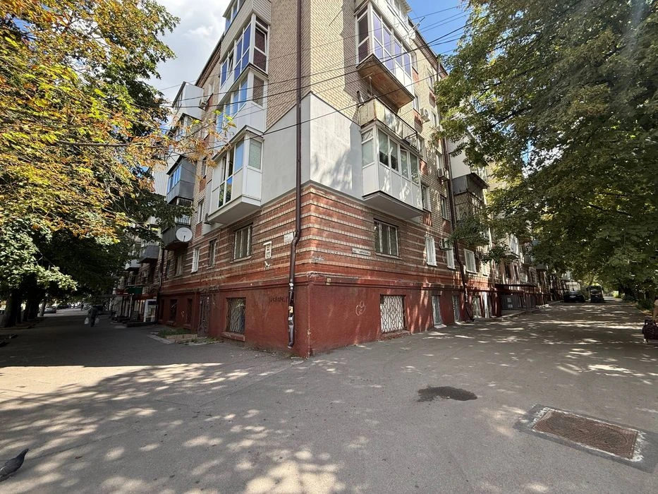 Продаётся 1-комнатная квартира в кирпичной хрущёвке 28м2 пр.