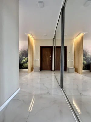 For Sale: 3-bedroom apartment in a beautiful renovation! Irpin, Stelmakh Park