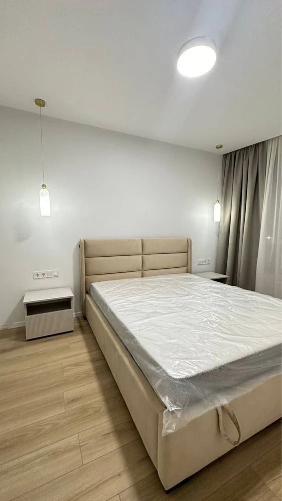 Apartment in new building with quick access to Kyiv. New renovation