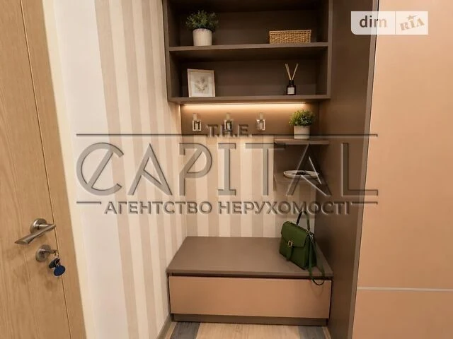 Sale of 2-room apartment 72 sq. m. on Anatoliy Petritskoho St. 23