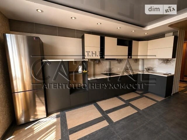 Sale of 2-room apartment 72 sq. m. on Anatoliy Petritskoho St. 23
