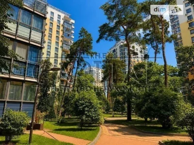 Sale of 2-room apartment 72 sq. m. on Anatoliy Petritskoho St. 23