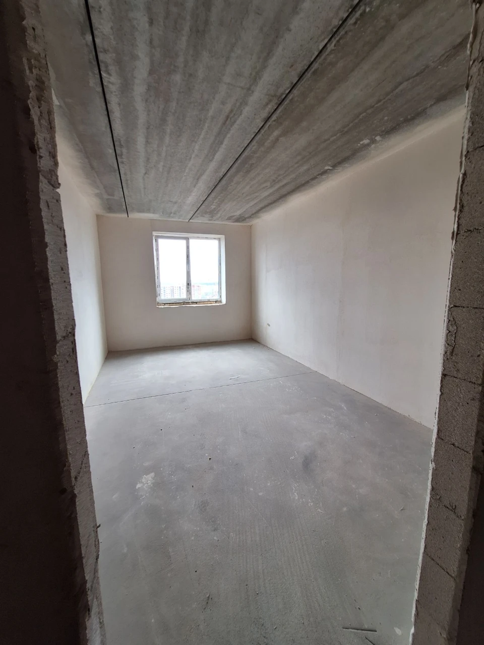 For Sale: Spacious 2-bedroom apartment! Irpin, city center! yeOsel TACK
