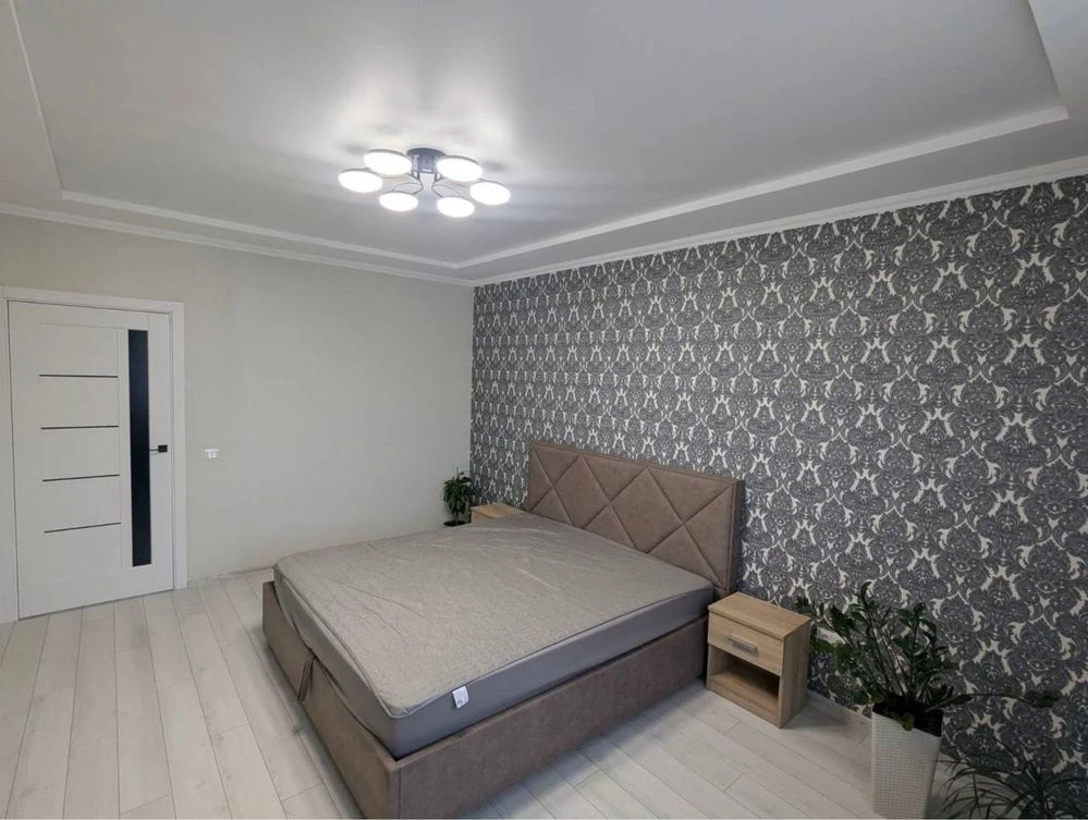 Fully renovated two-room apartment for sale in Irpin