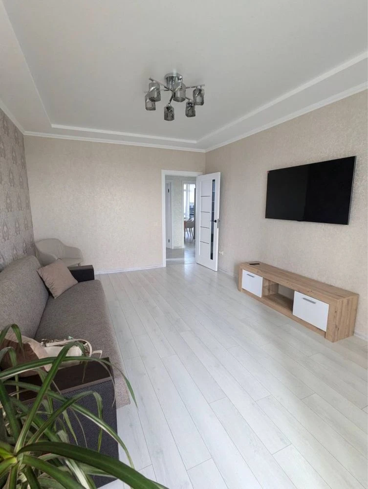 Fully renovated two-room apartment for sale in Irpin