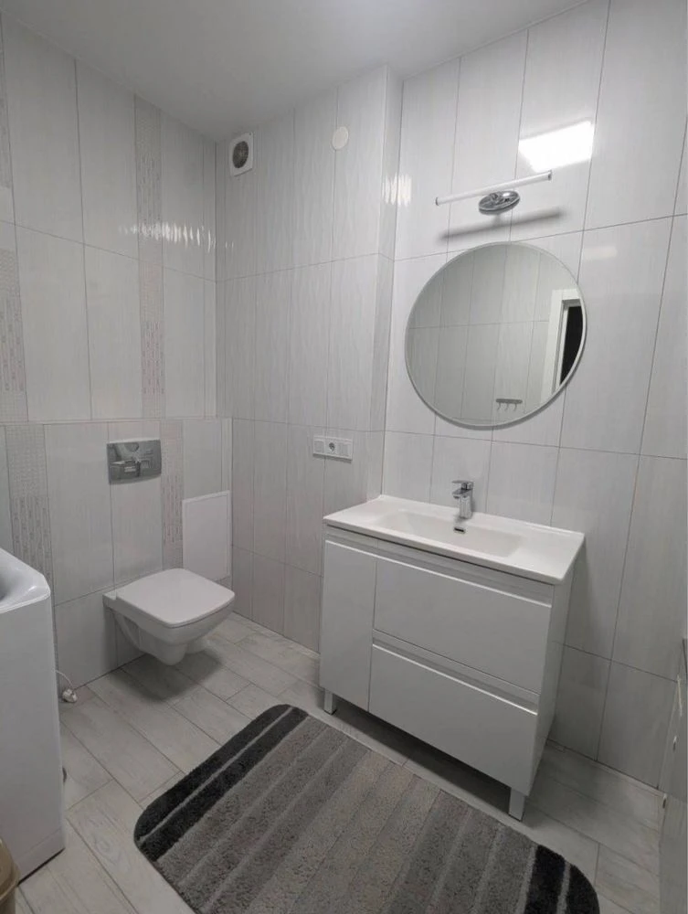 Fully renovated two-room apartment for sale in Irpin