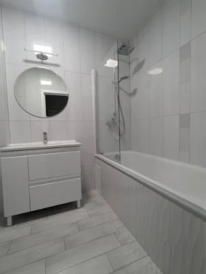 Fully renovated two-room apartment for sale in Irpin