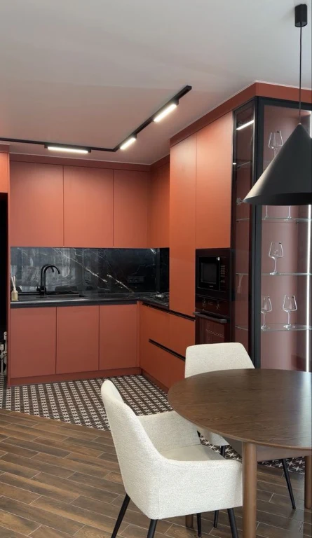 Sale of a spacious one-bedroom apartment with designer renovation
