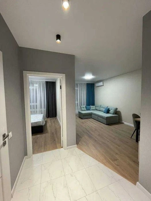 2k studio 40m2 residential complex Modern quarter High-speed tram Light