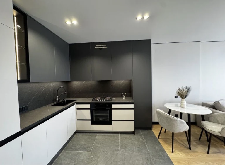 New and stylish apartment with gas in residential complex New Metres P27