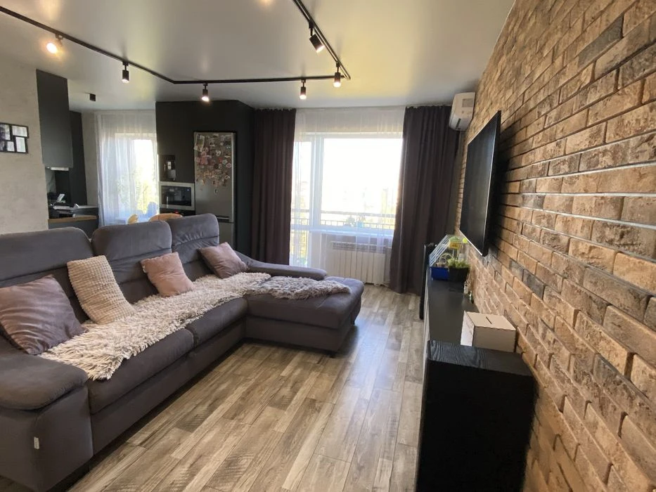 Продам 3-х кімтатну квартиру Космос Ситова 13