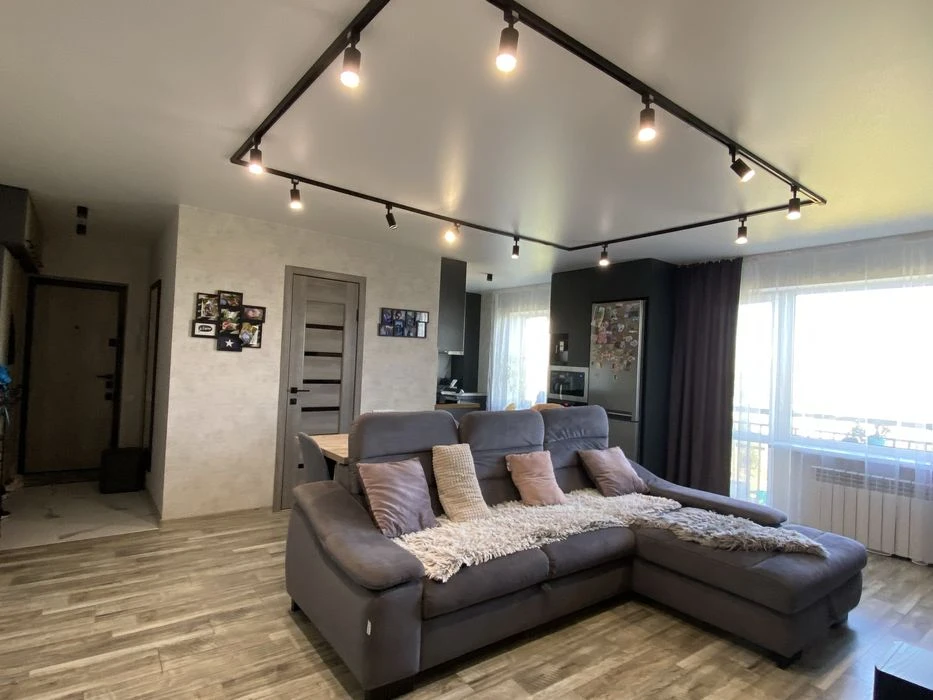 Продам 3-х кімтатну квартиру Космос Ситова 13