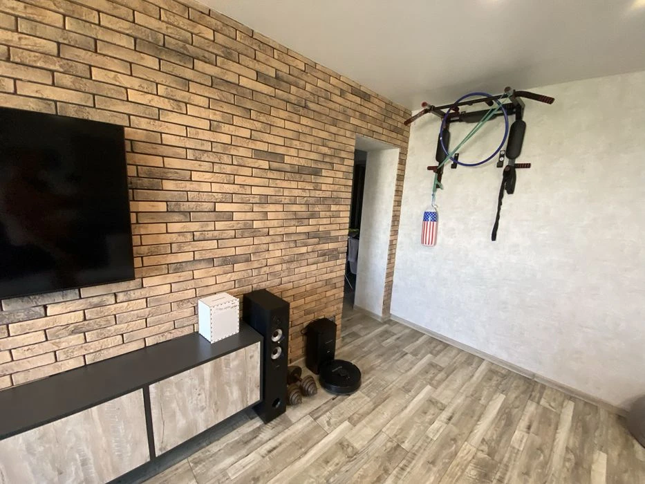 Продам 3-х кімтатну квартиру Космос Ситова 13