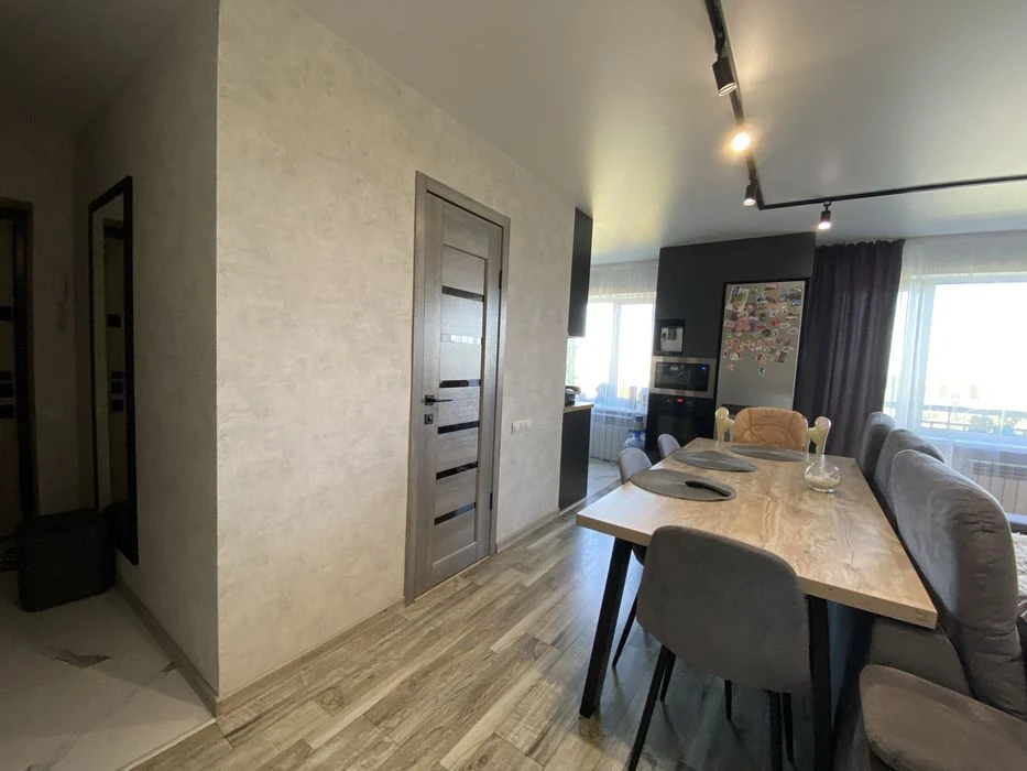 Продам 3-х кімтатну квартиру Космос Ситова 13