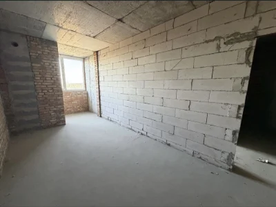 Taxes 2% - 2-room apartment - Ready-to-move-in! Government programs available.