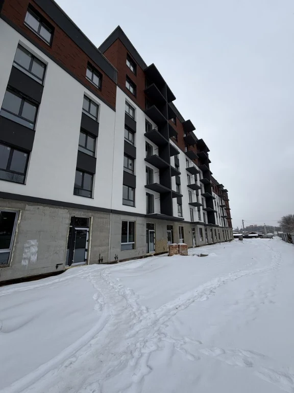 One-Bedroom Apartment Plaster, Flooring, Gas, Irpin, Certificate