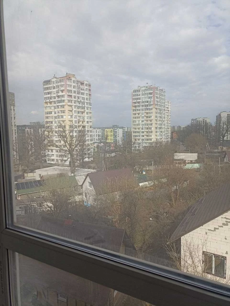 Продается 3-комнатная квартира с новым ремонтом в ЖК "Синергия"