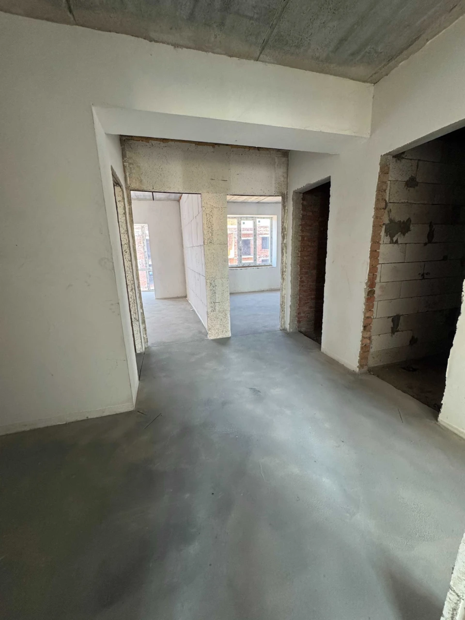 FULLY FURNISHED! Full 3-room apartment 85m2 in Irpin