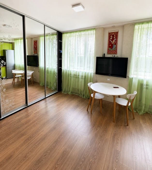 Spacious and cozy 1-room studio apartment in a gated community