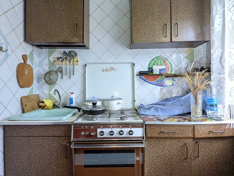 Apartment. Kharkiv, Myru St.