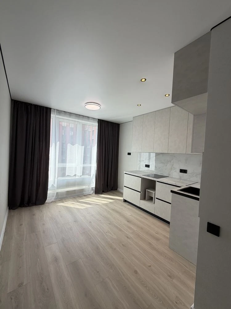 Повноцінна 1к квартира, новий ремонт, 8/12 поверх - 65000 $