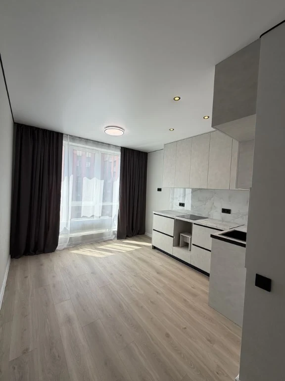 Повноцінна 1к квартира, новий ремонт, 8/12 поверх - 65000 $