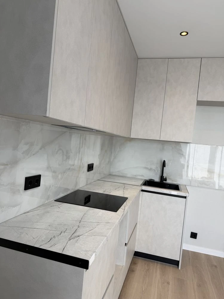 Повноцінна 1к квартира, новий ремонт, 8/12 поверх - 65000 $