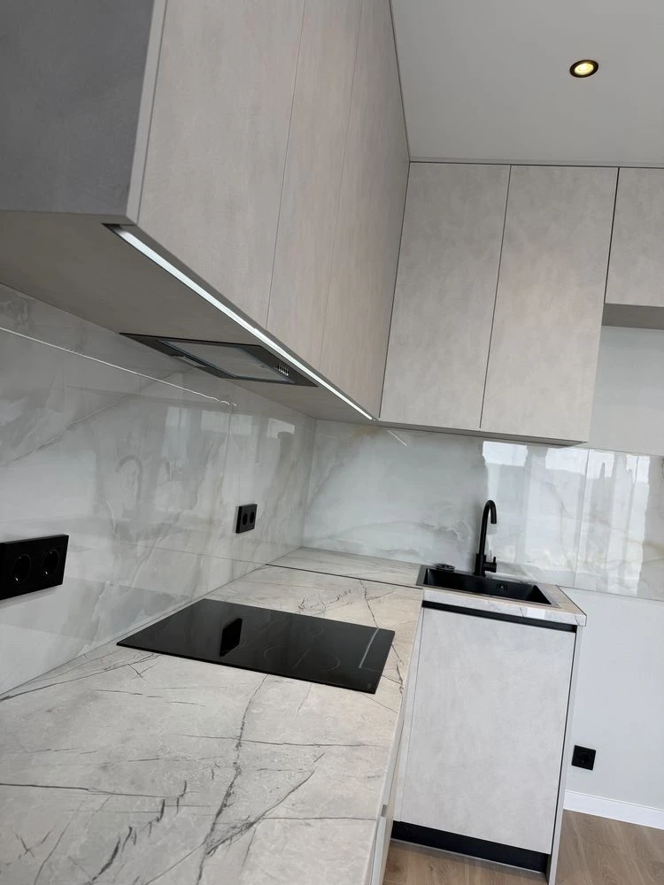 Повноцінна 1к квартира, новий ремонт, 8/12 поверх - 65000 $