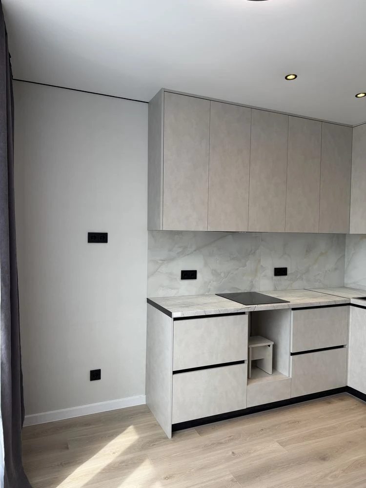 Повноцінна 1к квартира, новий ремонт, 8/12 поверх - 65000 $